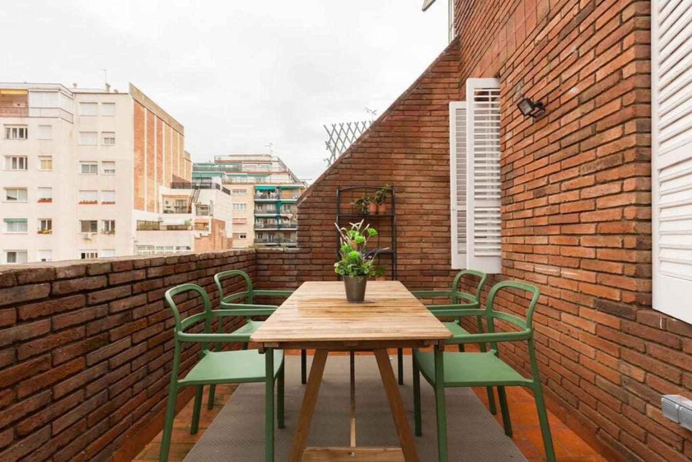 2 Bdr Penthouse In Grcia Lägenhet Barcelona Exteriör bild